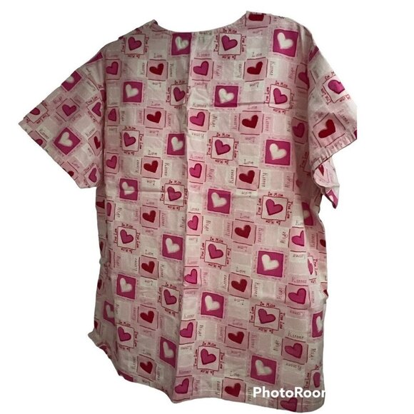 Lot of 2 Women Pink Hearts Floral V-Neck Scrub Tops Shirts Medium Pockets Cotton - Picture 2 of 10
